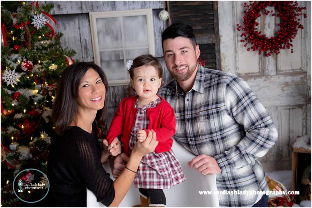 JCPenney Portraits - Professional Studio Photography  Family christmas  pictures, Christmas family photoshoot, Family holiday photos