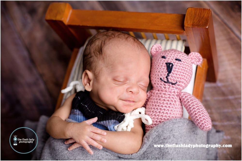 Photos from our preemie newborn session with Elliott at The Flash Lady Photography