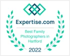 https://www.theflashladyphotography.com/wp-content/uploads/2018/02/ct_hartford_family-portraits_2022-e1684366819121.webp