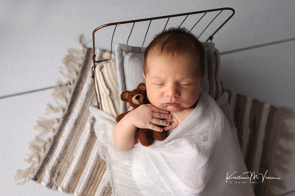 Hockey newborn photos by The Flash Lady Photography