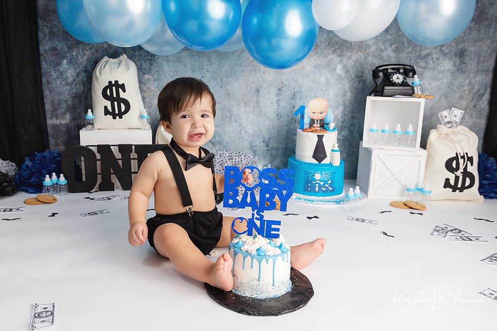 Baby Boss cake smash by The Flash Lady Photography