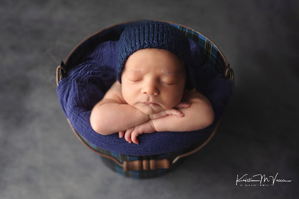 Blue & green newborn photos by The Flash Lady Photography.