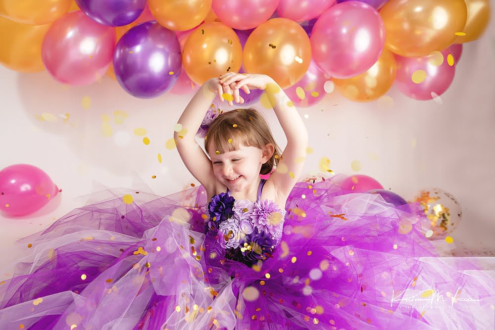 Sibling confetti photoshoot by The Flash Lady Photography