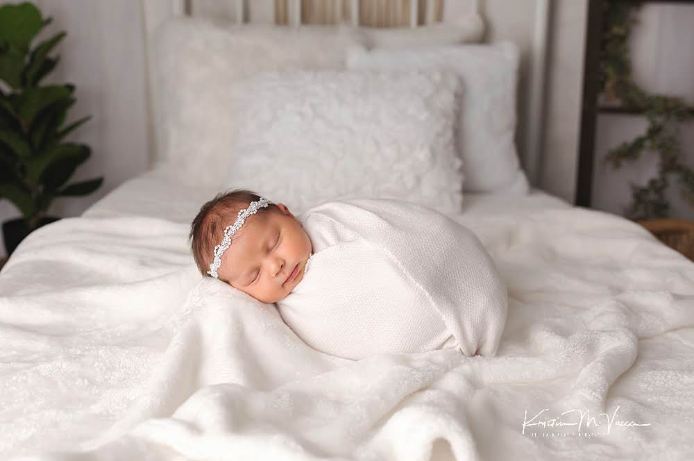 Newborn & sibling photoshoot by The Flash Lady Photography