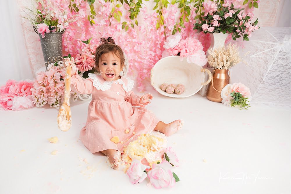 Pink floral cake smash II by The Flash Lady Photography